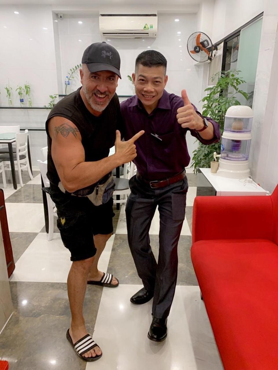 Hanoi Holiday Hotel Zewnętrze zdjęcie